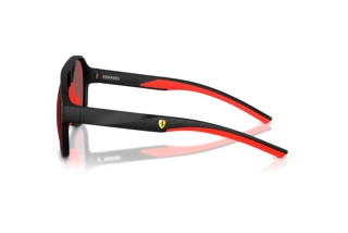 Seitenansicht Ferrari Scuderia FZ6014U (504/1E)