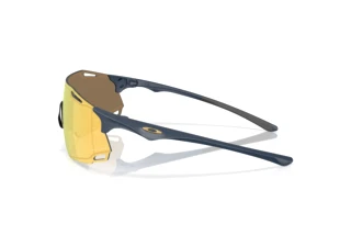 Vue latérale Oakley CYBR DYNO (OO9513D - 951306)