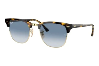 Vue de face Ray-Ban CLUBMASTER (RB3016 - 13353F)
